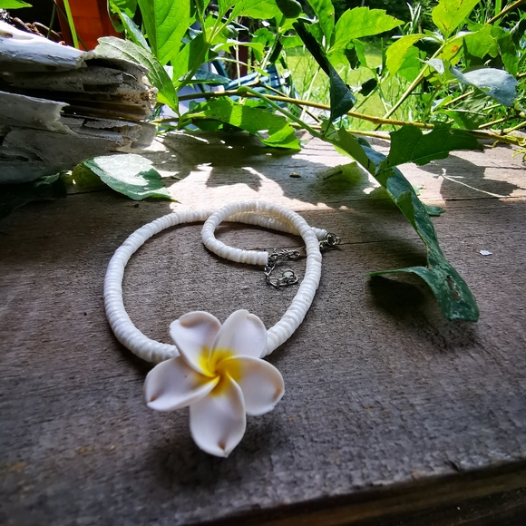 Puka Shell and Plumeria Flower Necklace - Picture 6 of 15